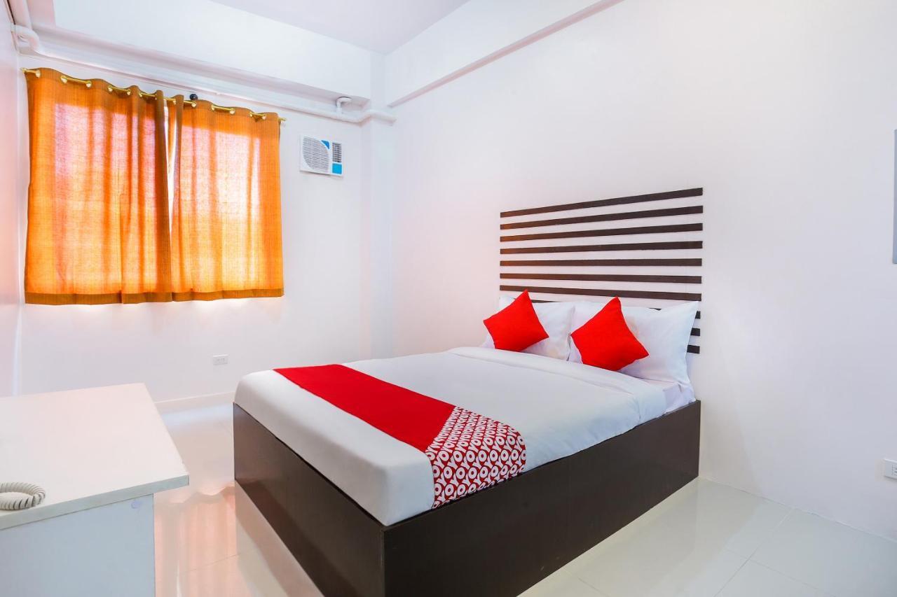 Oyo 505 Jardin Suites Μανίλα Δωμάτιο φωτογραφία